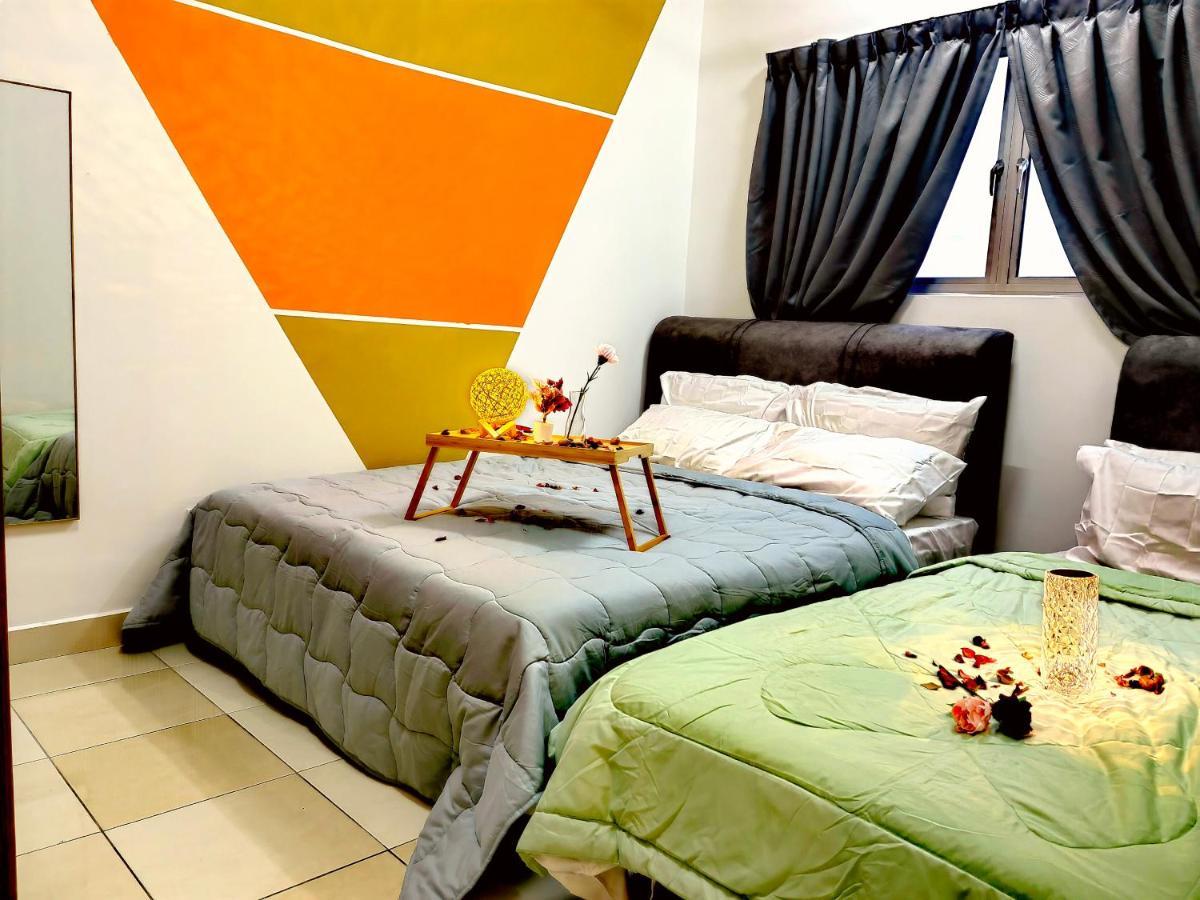 Alanis Residence 7 Pax @ Sepang Klia Kota Warisan Exterior foto